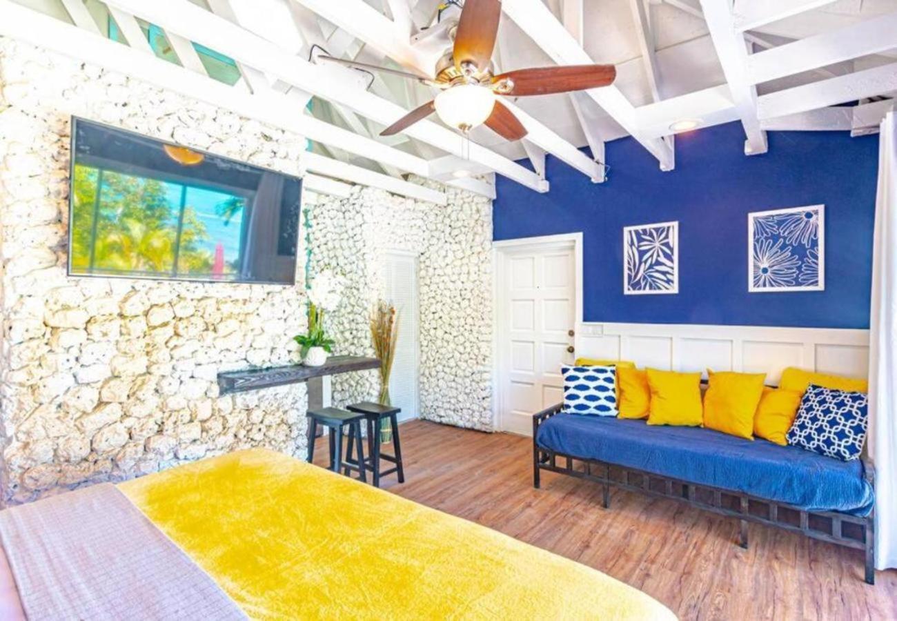 Pool Cottage At Viking Hill - Love Beach Нассау Екстер'єр фото